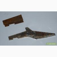 Зуб ковша 156.89.101 фронтального погрузчика Х Т З, Т-156Б-09-03 объемом ковша 1,5 м3 г