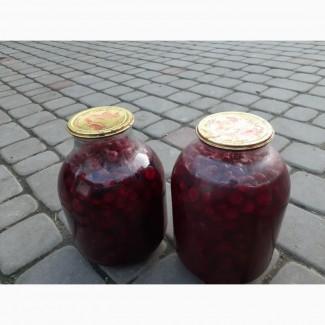 Продам вишні у банках