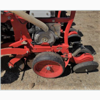 Продається просапна сівалка Planter D8