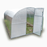 Теплиця «Титан» шириною 3 м з оцинкованої труби з полікарбонатом