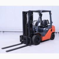 Вилочный погрузчик Toyota 32-8FG25 газ/бензин, 2.5т., 2014 года