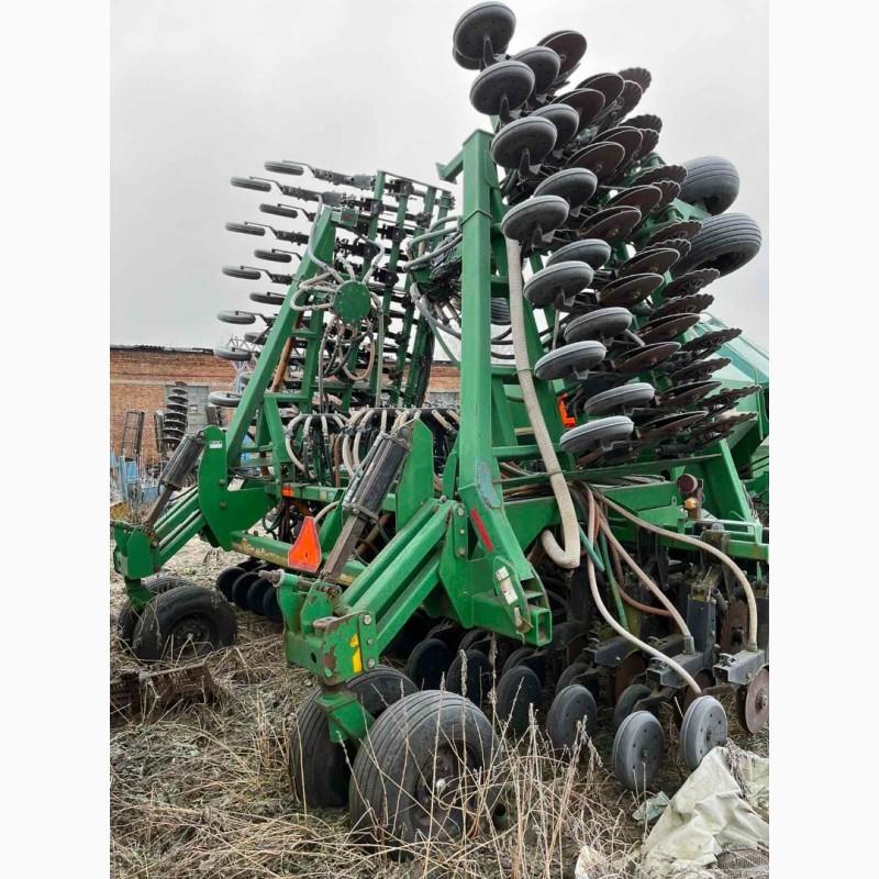 Фото 4. Посівний комплекс (сівалка зернова) Great Plains NTA 3510 з бункером ADC 2220