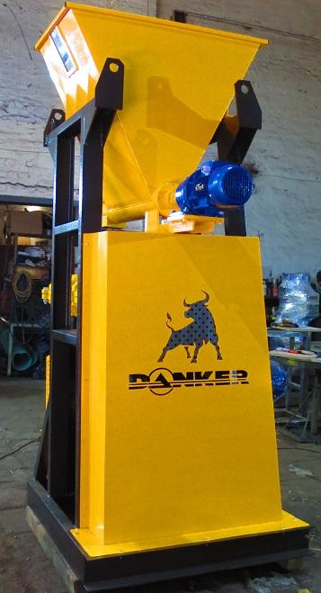 Фото 3. Extruder de cereale 970
