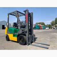 Вилковий автонавантажувач Komatsu з 2-а додатковими гідролініями. Модель: FG15C-16