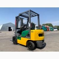 Вилковий автонавантажувач Komatsu з 2-а додатковими гідролініями. Модель: FG15C-16
