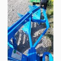 Плуг навісний з амортизаційною рамою 3-х корпусний Unlu (Турція)