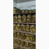 Продамо консервну продукцію від виробника. Огірки консервовані 3 л Томати консервовані 3 л