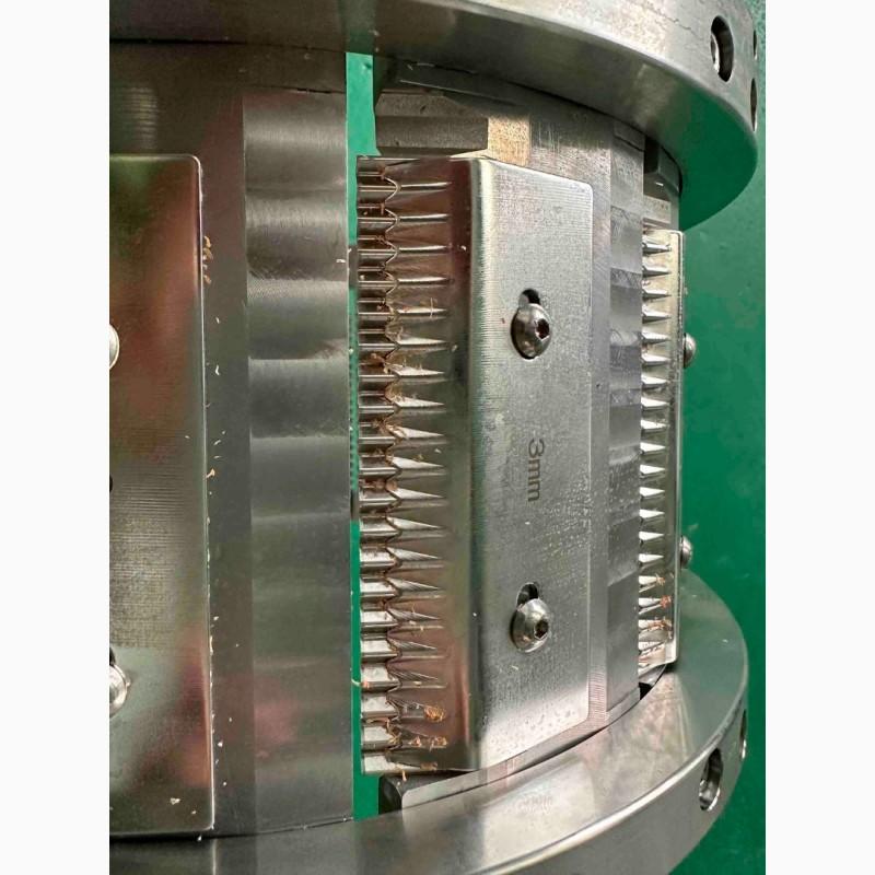 Фото 10. Промислова овочерізка для нарізки тонкою соломкою/слайсом STvega Strip Slicer H3000