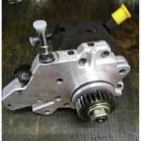 Топливный насос (ТНВД) Bosch 8200409390 для Trafic 2.0