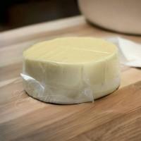 Продаж ОПТОМ Сулугуні сир, бринза (імеритинський), копчений сир