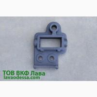 Кронштейн ПТУ 05.319 з прямокутним отвором, литий за випалюваною моделлю (ПЛН 3-35)