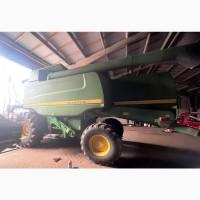 Комбайн зернозбиральний John Deere W550