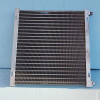 Радіатори (конденсатори) для комбайнів, тракторів, вантажівок, легковиків