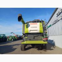 Комбайн Lexion 670 TT з жаткою C900