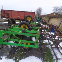 Культиватор причіпний John Deere - 1010 _ 8м