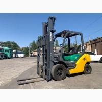 Вилковий автонавантажувач Komatsu з бічним зміщенням. Модель: FG25C-15