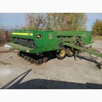 Туковые баки зерновых сеялок John Deere