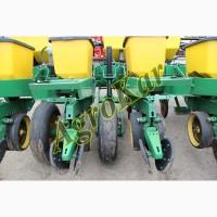 Продам сеялку John Deere 7000 8 рядов
