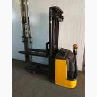 Штабелер электрический поводковый б/у Komatsu 1.4т 4, 43м