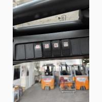 Linde H18T-01 Triplexmast Zinkenverstellgerät