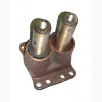 Кронштейн каретки 150.31.013-5 с цапфами механизма подвески гусеничного трактора Т-150