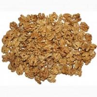 Закуповую чищений волоський горіх в асортименті