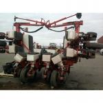 Продам сеялку Massey Ferguson-555 8-рядка