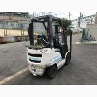 Газ-бензиновый вилочный автопогрузчик Nissan с side shif