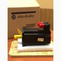 Двигатель Allen-Bradley MPL-B430P-MJ72AA