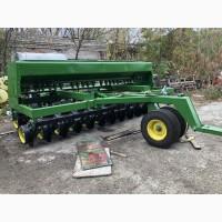 Сеялка зерновая John Deere 750