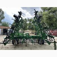 Культиватор John Deere 980 шириною 11 метрів