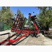 Культиватор Case IH Tiger-Mate 2 шириною 11 метрів
