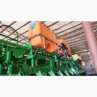 Сівалка точного висіву пневматична John Deere 1745