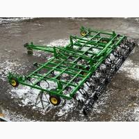 Продам Культиватор John Deere 4м