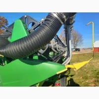 Жатка флекс John Deere 630F Hydraflex шириною 9 метрів