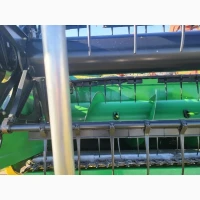 Жатка флекс John Deere 630F Hydraflex шириною 9 метрів