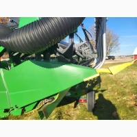 Жатка флекс John Deere 630F Hydraflex шириною 9 метрів