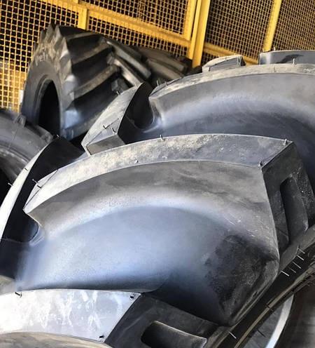 Шина на комбайн 800/65 R32 Petlas TA 130 Agroper ARAMID BELT