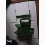 Продам кронштейн маркера JD 1745, А 54073 права з пальцем John Deere