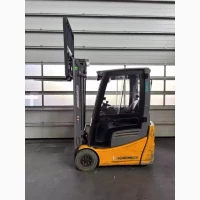 Jungheinrich EFG 215 Triplex