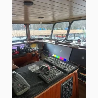 Nuevo_remolcador_con_grúa), (tug boat), (tugboat_for_sale), (new_tugboat_Istanbul)