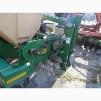 Сеялка точного высева пневматическая GREAT PLAINS YP 825