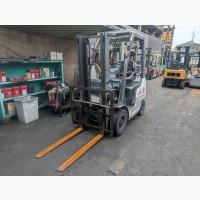 Вилочний автонавантажувач Nissan, 2012 року. Модель: P1F1A15D