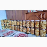 Мариновані білі гриби з Карпат