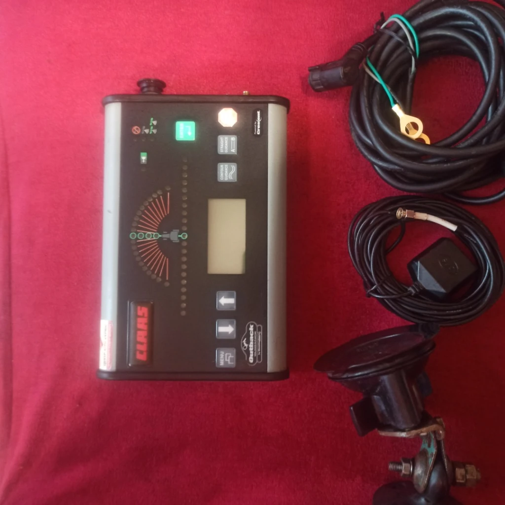 Фото 9. Паралельне водіння агро GPS для трактора Claas Copilot (Outback S-Lite)