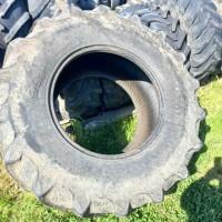 Бу шина 600/70 r30 BKT на трактор передняя шина
