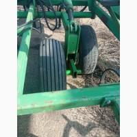 Культиватор John Deere 960