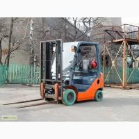 Вилочный погрузчик б/у TOYOTA 02-8FG15