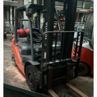 Вилковий навантажувач 2.5т. газ Toyota 02-8FGF25 2018 року