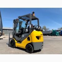 Вилочний автонавантажувач Komatsu, компакт з кабіною та позиціонером для кожної вили
